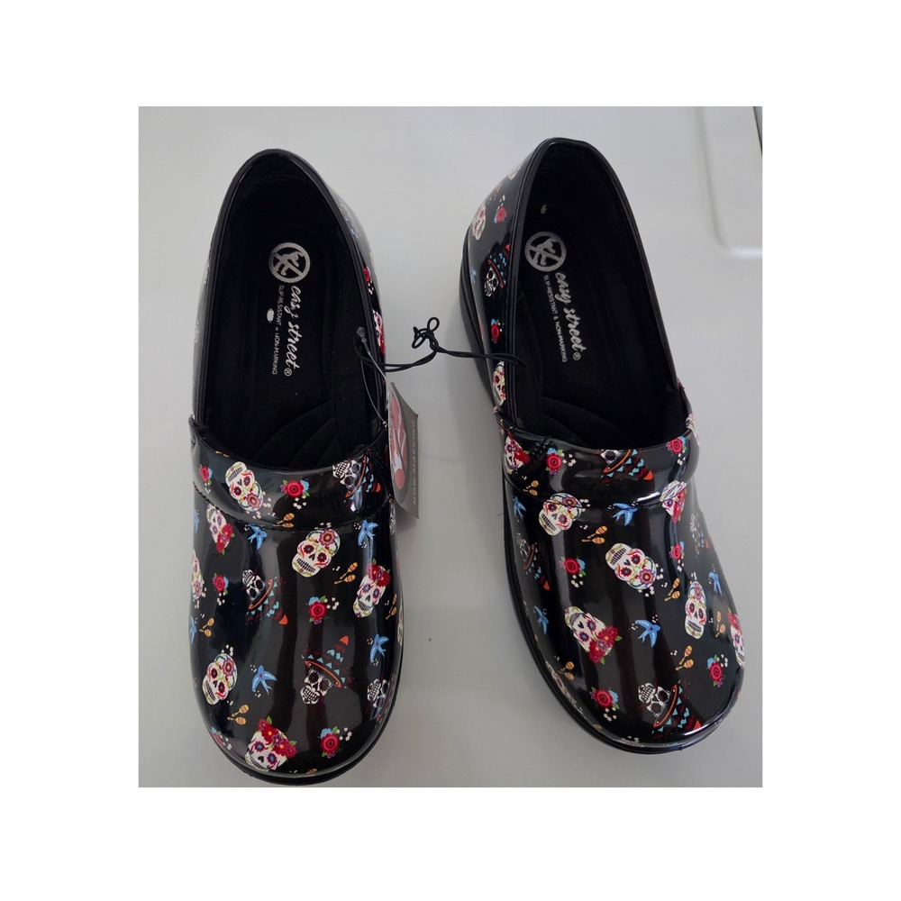 Easy Street Sugar Skull Clogs Slip Resistant Black Patent Floral Retro Shoes